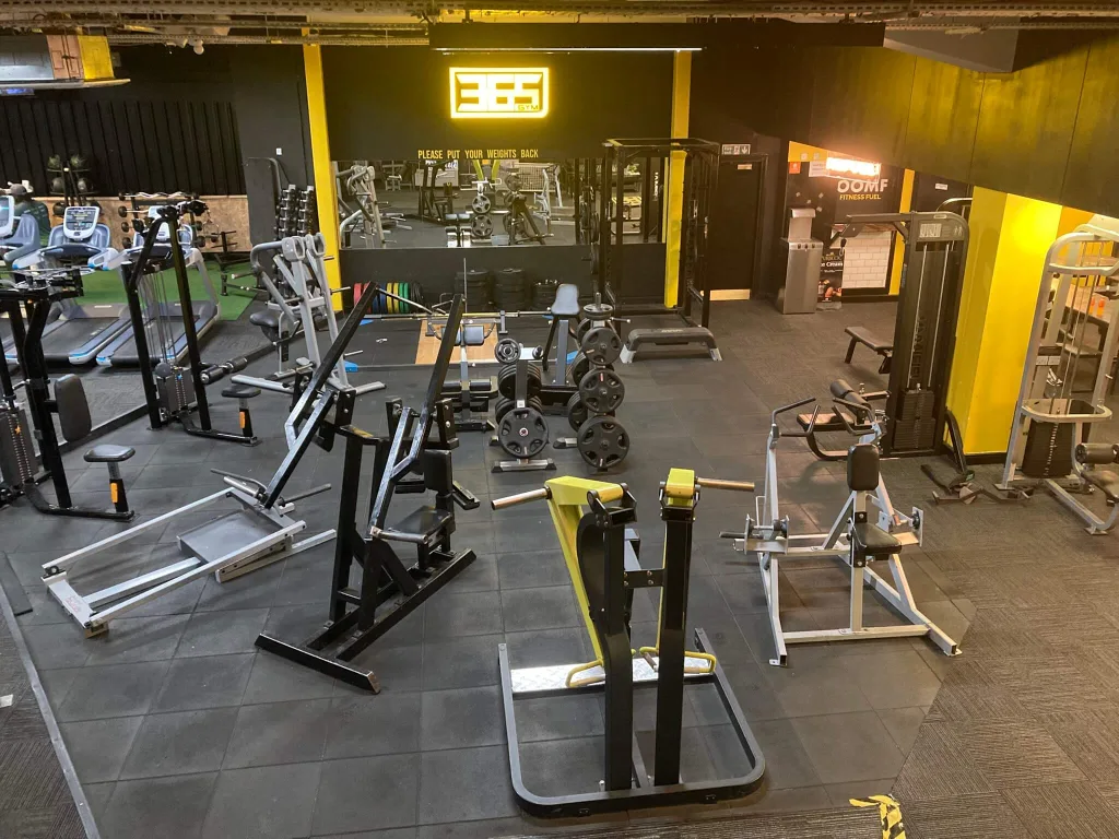 365 Gym Overhead Upper Area